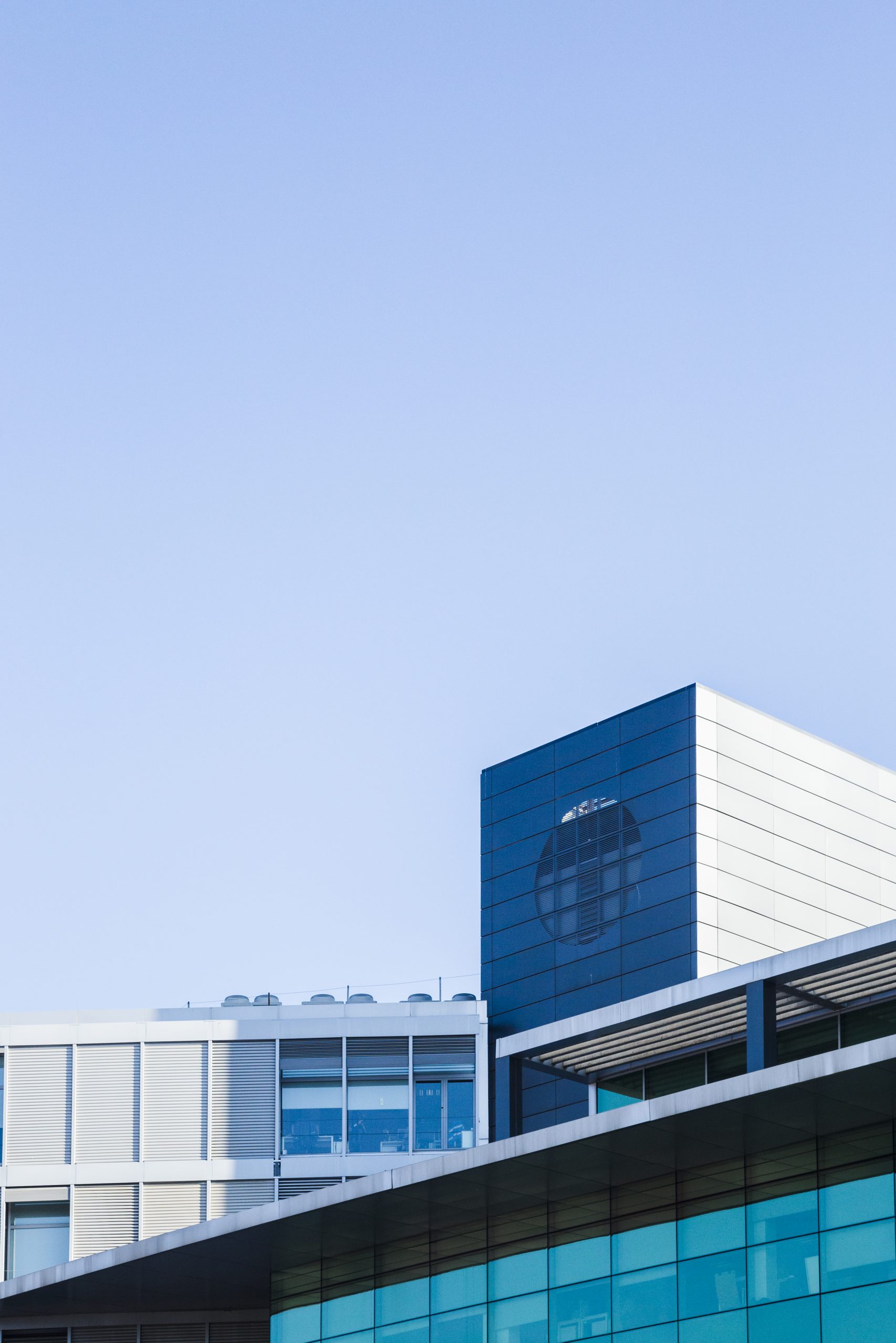 plafond-climatique-hopital-confort-des-occupants